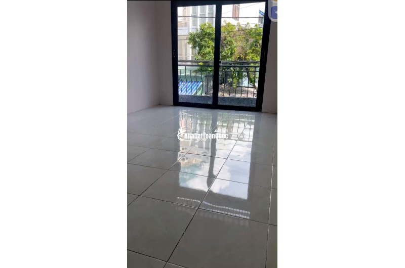 Cho thuê nhà mặt tiền P.1 Gò Vấp, 3x12m, 1 trệt, 1 lầu, 11tr